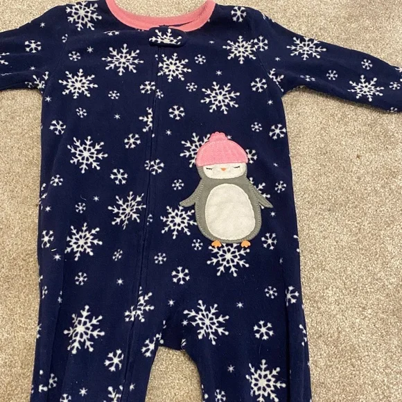 3 pairs of Kids One Piece Fleece Pajamas - Picture 3 of 4